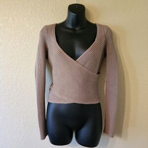 Abercrombie & Fitch ribbed crossover sweater